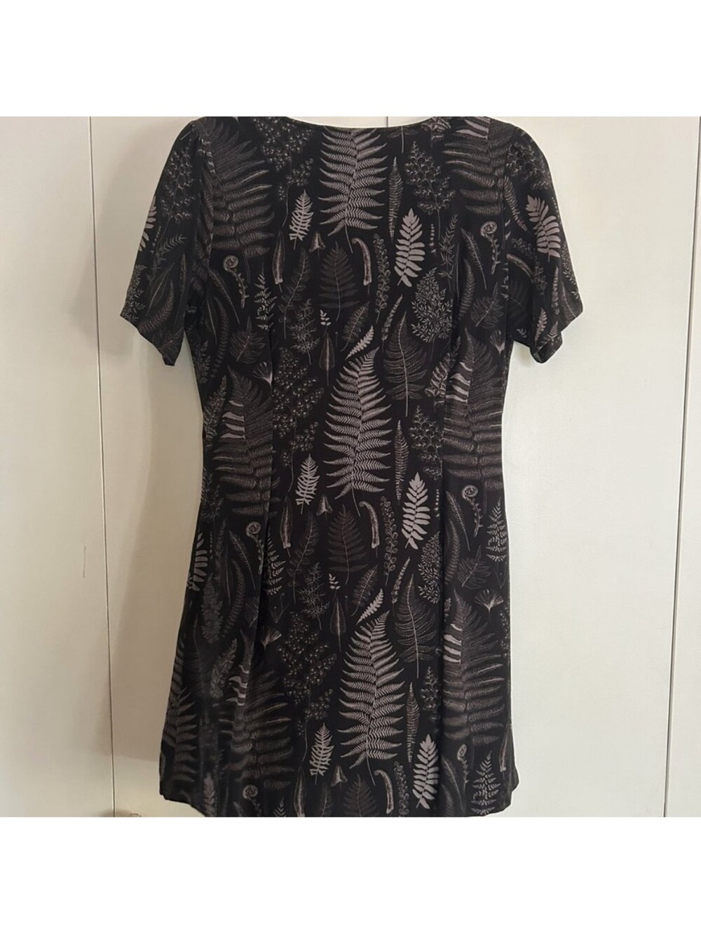 DISTURBIA Maidenhair botanical print mini dress fern US 6 - Picture 3 of 5